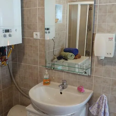 Oncsa Vendeghaz Gyöngyös